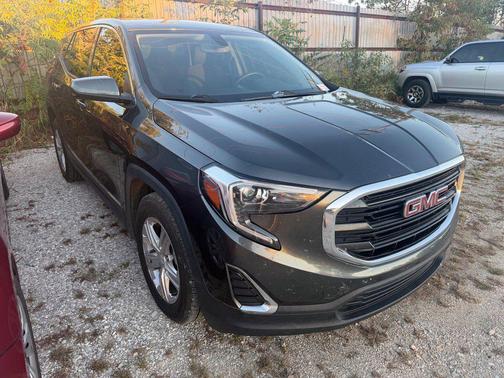 Graphite Gray Metallic 2019 GMC Terrain SLE
