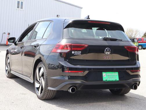 2024 Volkswagen Golf GTI 2.0T S DSG