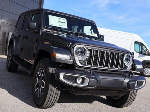 2026 Jeep Wrangler 4-Door Sahara 4x4