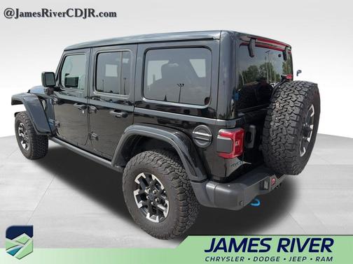Black Clearcoat 2024 Jeep Wrangler 4xe Rubicon X