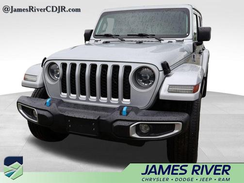 Silver Zynith Clearcoat 2023 Jeep Wrangler 4xe Sahara