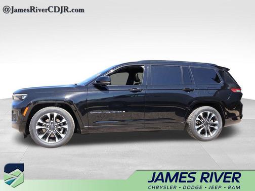 Diamond Black Crystal Pearlcoat 2022 Jeep Grand Cherokee L Overland