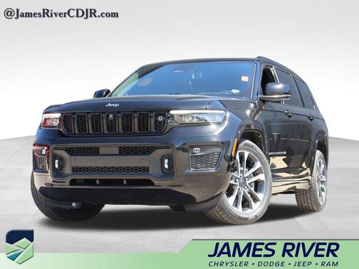 Diamond Black Crystal Pearlcoat 2022 Jeep Grand Cherokee L Overland