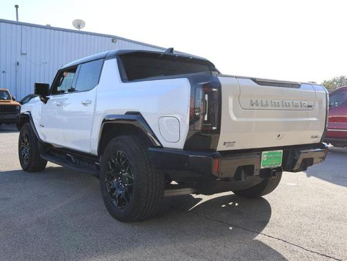 Interstellar White 2025 GMC HUMMER EV Pickup 2X