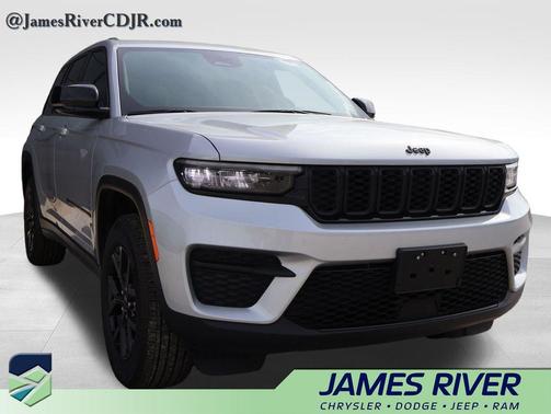 Silver Zynith 2025 Jeep Grand Cherokee Altitude