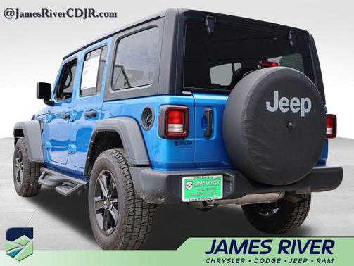 Hydro Blue Pearlcoat 2022 Jeep Wrangler Unlimited Sport Altitude