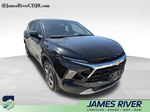 metallic aluminum 2025 Chevrolet Blazer 2LT