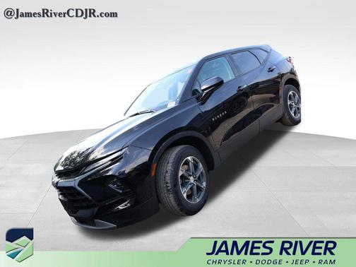 metallic aluminum 2025 Chevrolet Blazer 2LT