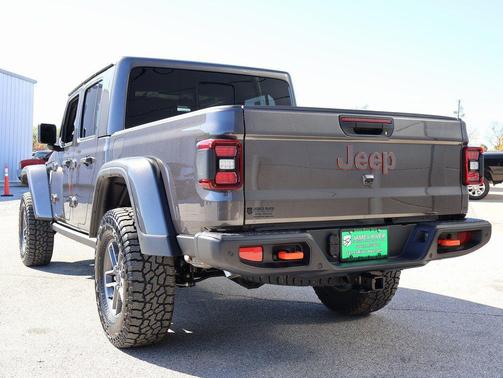 2026 Jeep Gladiator Mojave 4x4
