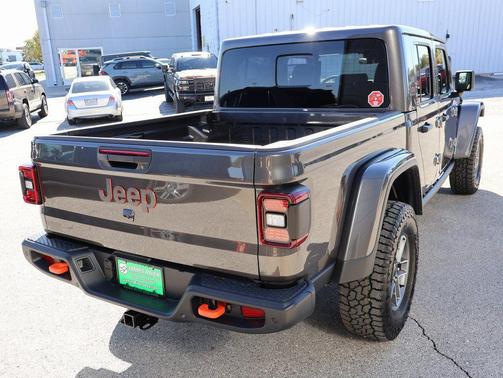 2026 Jeep Gladiator Mojave 4x4