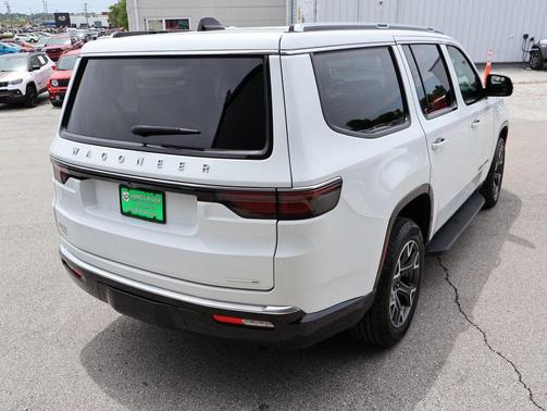 2024 Jeep Wagoneer Series III 4x4