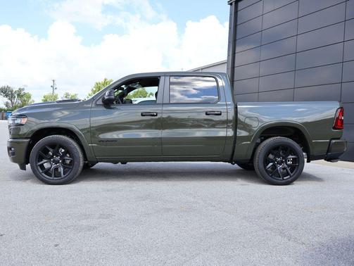 Tank 2026 RAM 1500 Laramie