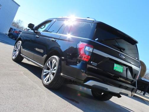 Photo 2 of 49 of 2020 Ford Expedition Platinum