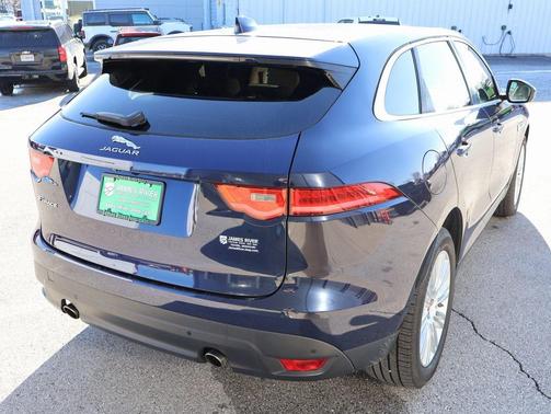 2019 Jaguar F-PACE 25t Premium