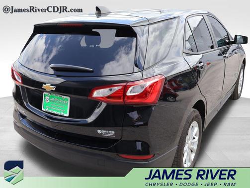 Mosaic Black Metallic 2020 Chevrolet Equinox LS