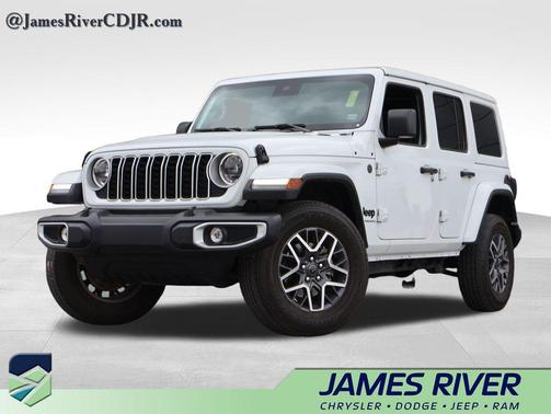 Bright White Clearcoat 2025 Jeep Wrangler 4-Door Sahara 4x4