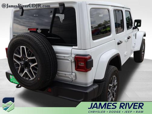 Bright White Clearcoat 2025 Jeep Wrangler 4-Door Sahara 4x4