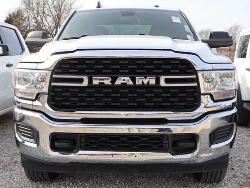 2022 RAM 2500 Big Horn Crew Cab 4x4 6'4' Box