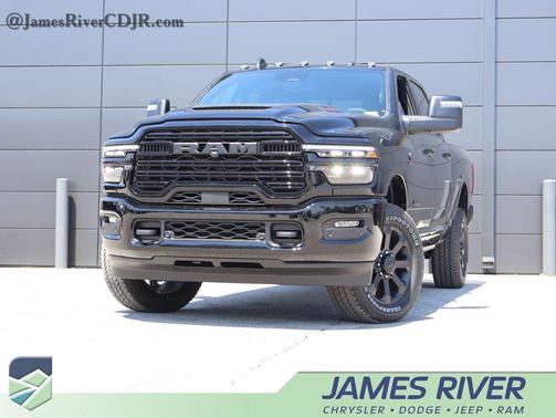 Diamond Black Crystal Pearlcoat 2026 RAM 2500 Laramie Crew Cab 4x4 6'4' Box