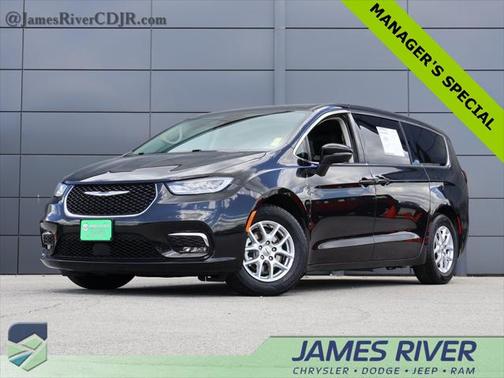 2023 Chrysler Pacifica Touring L