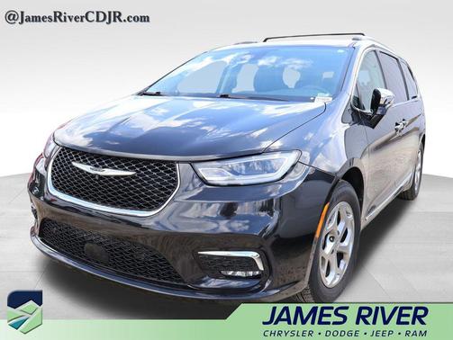 Brilliant Black Crystal Pearlcoat 2022 Chrysler Pacifica Limited
