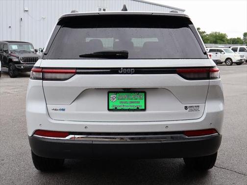 2023 Jeep Grand Cherokee 4xe Base