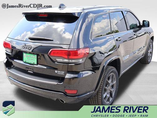 Diamond Black Crystal Pearlcoat 2021 Jeep Grand Cherokee Limited