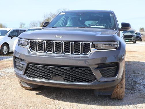 2026 Jeep Grand Cherokee Altitude