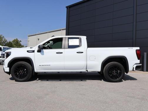 2025 GMC Sierra 1500 Pro