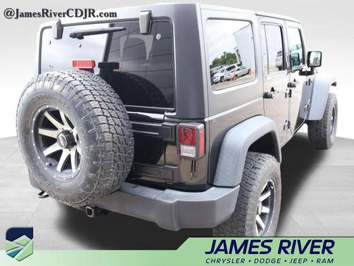 Black Clearcoat 2016 Jeep Wrangler Unlimited Sport