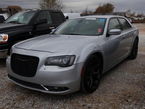 2023 Chrysler 300 S