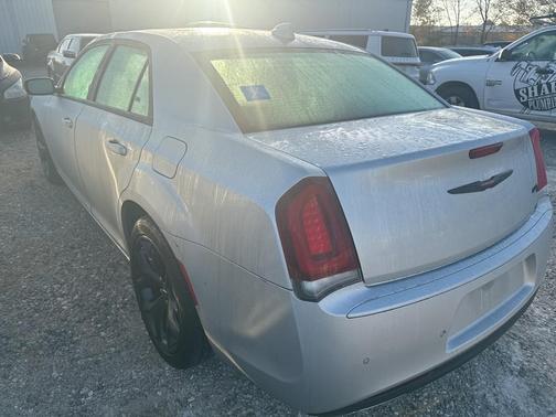2023 Chrysler 300 S