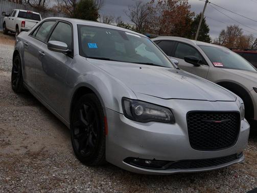 2023 Chrysler 300 S