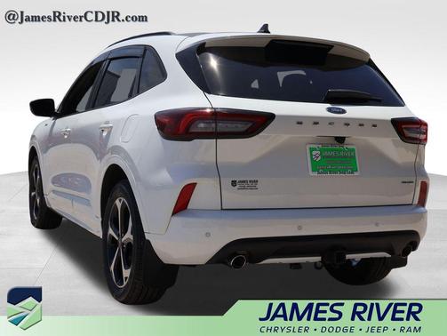 Star White Metallic Tri-Coat 2023 Ford Escape ST-Line Select