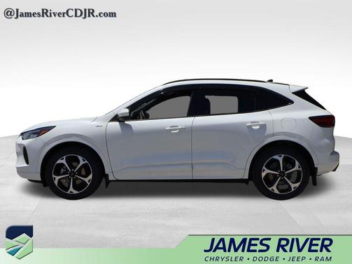 Star White Metallic Tri-Coat 2023 Ford Escape ST-Line Select