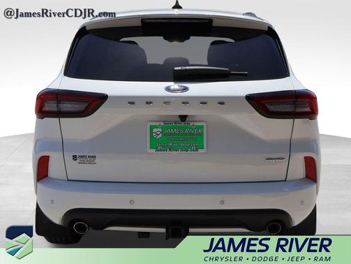 Star White Metallic Tri-Coat 2023 Ford Escape ST-Line Select