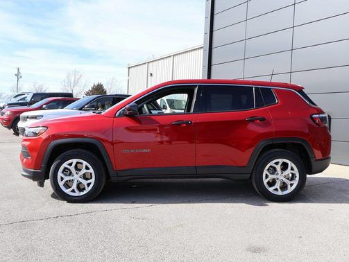 2024 Jeep Compass Sport