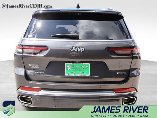 Baltic Gray Metallic Clearcoat 2021 Jeep Grand Cherokee L Summit Reserve