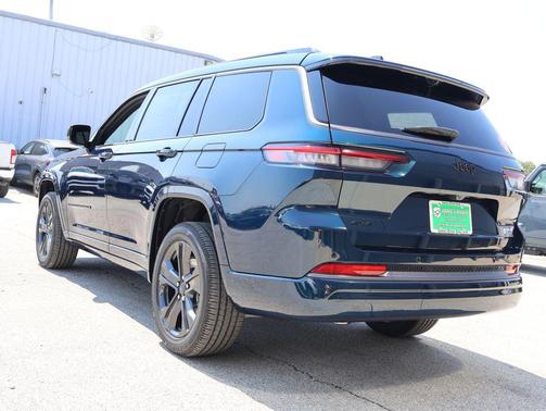 Fathom Blue Pearlcoat 2027 Jeep Grand Cherokee L Limited