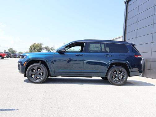 Fathom Blue Pearlcoat 2027 Jeep Grand Cherokee L Limited