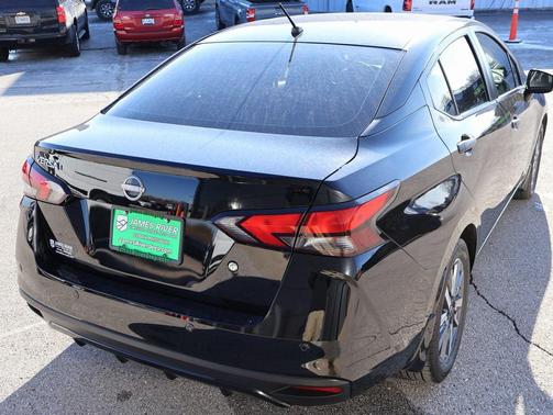 2024 Nissan Versa 1.6 S