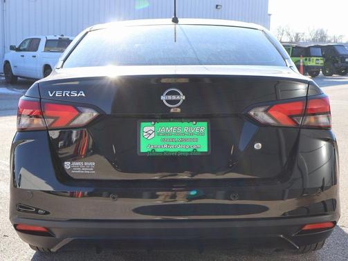 2024 Nissan Versa 1.6 S