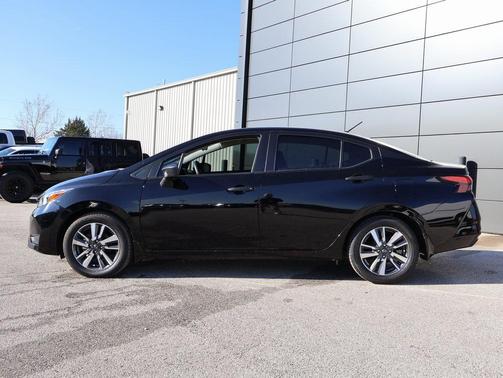 2024 Nissan Versa 1.6 S