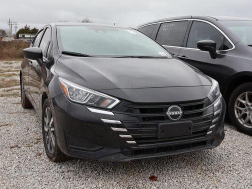 2024 Nissan Versa 1.6 S