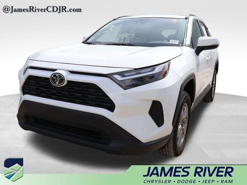 Ice Cap 2025 Toyota RAV4 Hybrid XLE