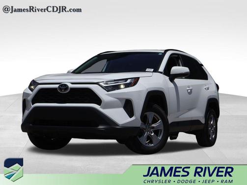 Ice Cap 2025 Toyota RAV4 Hybrid XLE