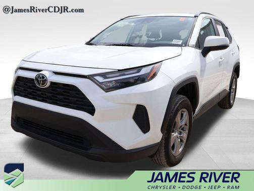 Ice Cap 2025 Toyota RAV4 Hybrid XLE