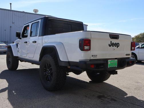 Bright White Clearcoat 2023 Jeep Gladiator Sport