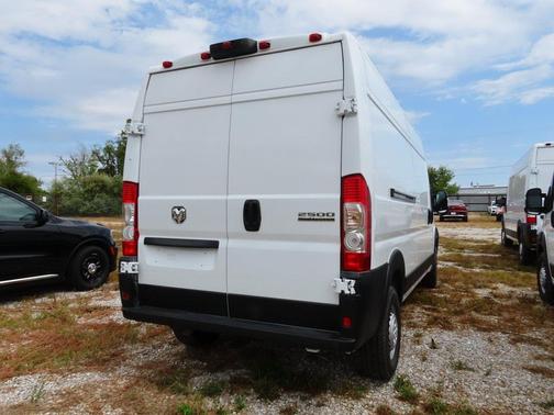 2025 RAM ProMaster 2500 Tradesman