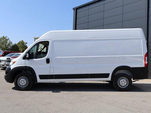 2025 RAM ProMaster 2500 Tradesman